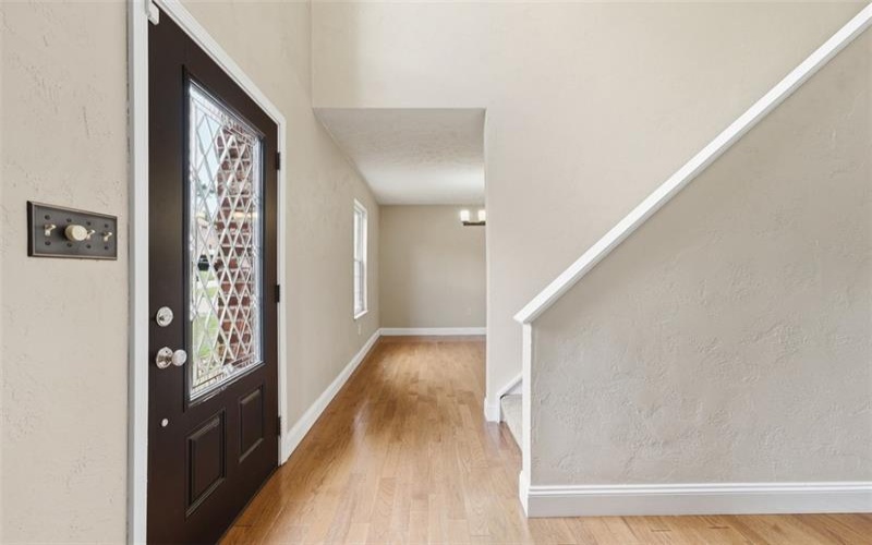 328 Whitney Chase Lane, Irwin, 15642, 3 Bedrooms Bedrooms, 9 Rooms Rooms,2.1 BathroomsBathrooms,Residential,For Sale,Whitney Chase Lane,1763945
