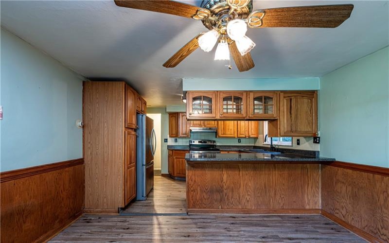 486 Woodlawn Ave, Jeannette, 15644, 2 Bedrooms Bedrooms, 7 Rooms Rooms,1.1 BathroomsBathrooms,Residential,For Sale,Woodlawn Ave,1763975
