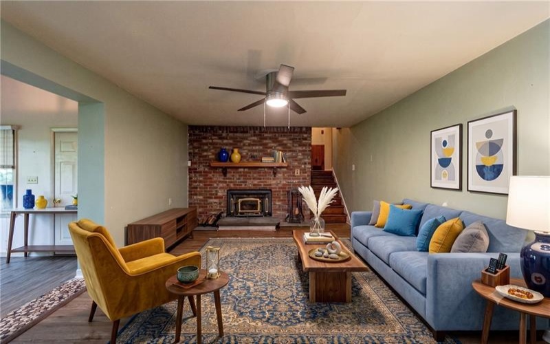 486 Woodlawn Ave, Jeannette, 15644, 2 Bedrooms Bedrooms, 7 Rooms Rooms,1.1 BathroomsBathrooms,Residential,For Sale,Woodlawn Ave,1763975