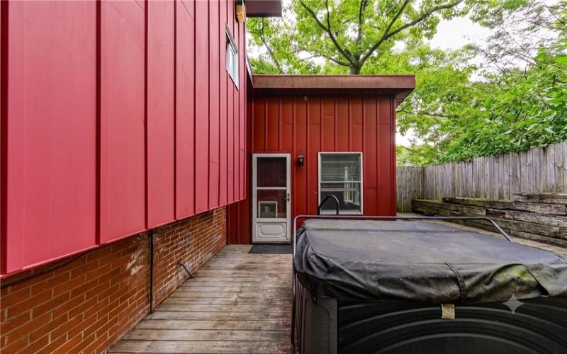 486 Woodlawn Ave, Jeannette, 15644, 2 Bedrooms Bedrooms, 7 Rooms Rooms,1.1 BathroomsBathrooms,Residential,For Sale,Woodlawn Ave,1763975