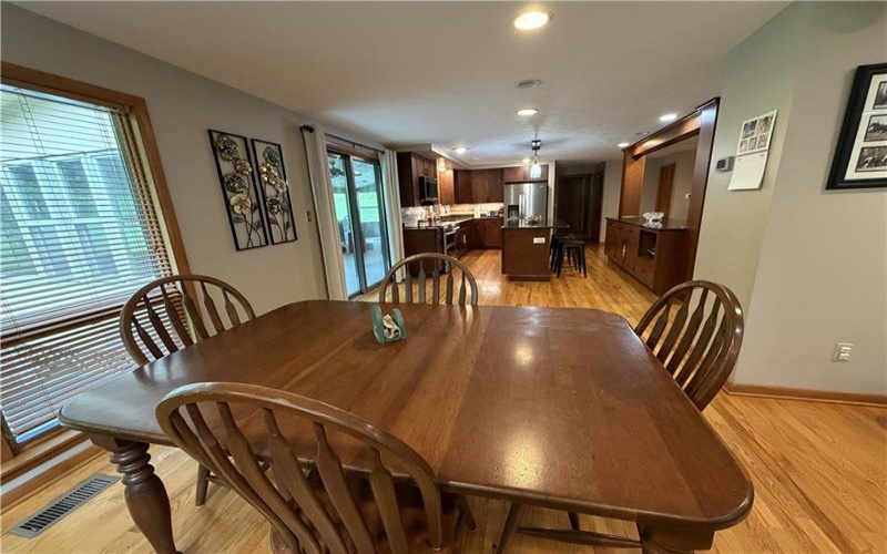 4900 Cole Road, Murrysville, 15668, 3 Bedrooms Bedrooms, 11 Rooms Rooms,3.1 BathroomsBathrooms,Residential,For Sale,Cole Road,1764000
