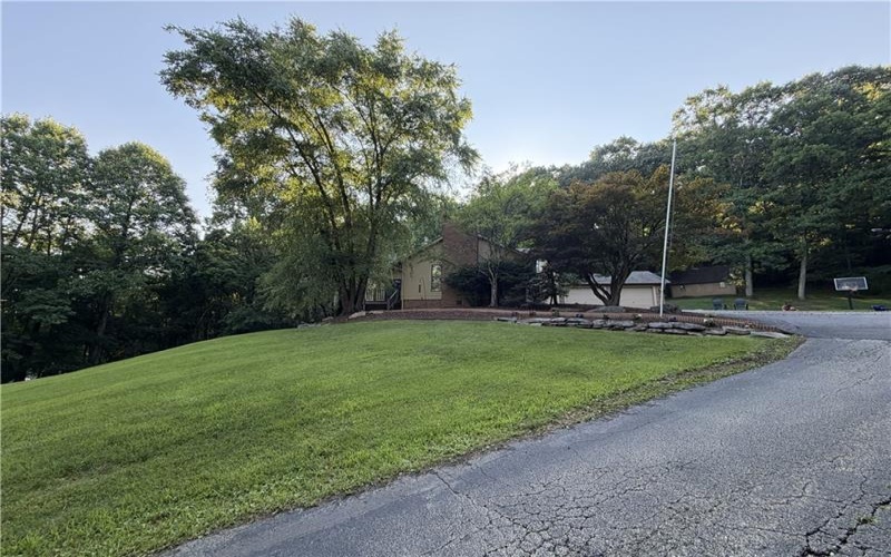 4900 Cole Road, Murrysville, 15668, 3 Bedrooms Bedrooms, 11 Rooms Rooms,3.1 BathroomsBathrooms,Residential,For Sale,Cole Road,1764000