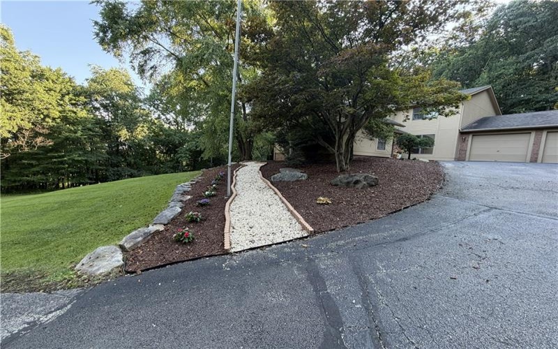 4900 Cole Road, Murrysville, 15668, 3 Bedrooms Bedrooms, 11 Rooms Rooms,3.1 BathroomsBathrooms,Residential,For Sale,Cole Road,1764000