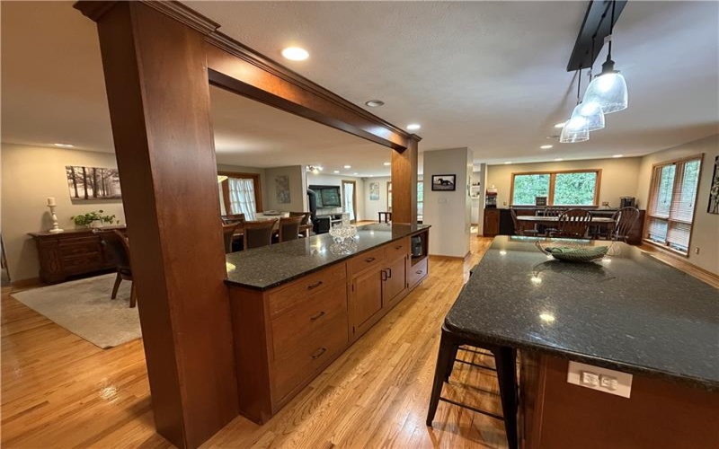 4900 Cole Road, Murrysville, 15668, 3 Bedrooms Bedrooms, 11 Rooms Rooms,3.1 BathroomsBathrooms,Residential,For Sale,Cole Road,1764000