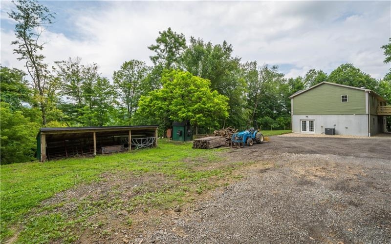 766 Old National Pike, Claysville, 15323, 5 Bedroom Bedrooms, ,3 BathroomBathrooms,Residential,For Sale,Old National Pike,1764001