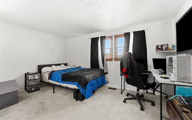 850 Westchester Dr, Irwin, 15642, 3 Bedrooms Bedrooms, ,2 BathroomsBathrooms,Residential,For Sale,Westchester Dr,1764007