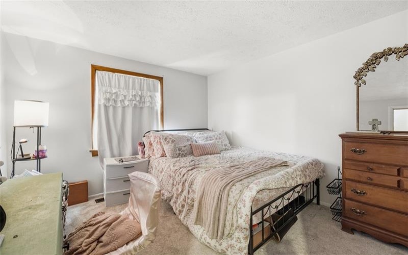 850 Westchester Dr, Irwin, 15642, 3 Bedrooms Bedrooms, ,2 BathroomsBathrooms,Residential,For Sale,Westchester Dr,1764007