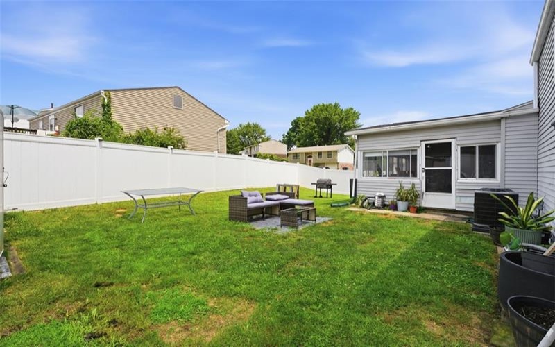 850 Westchester Dr, Irwin, 15642, 3 Bedrooms Bedrooms, ,2 BathroomsBathrooms,Residential,For Sale,Westchester Dr,1764007