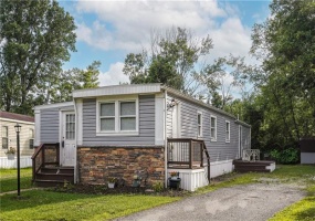 26 Circle Drive, Finleyville, 15332, 3 Bedrooms Bedrooms, ,1 BathroomBathrooms,Residential,For Sale,Circle Drive,1764014