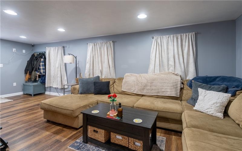26 Circle Drive, Finleyville, 15332, 3 Bedrooms Bedrooms, ,1 BathroomBathrooms,Residential,For Sale,Circle Drive,1764014