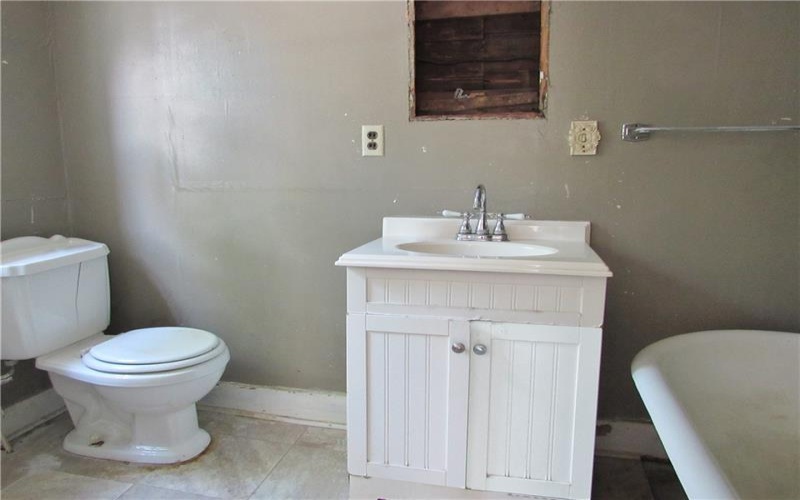 84 Main Street, Smithfield, 15478, 2 Bedrooms Bedrooms, 6 Rooms Rooms,1 BathroomBathrooms,Residential,For Sale,Main Street,1764021