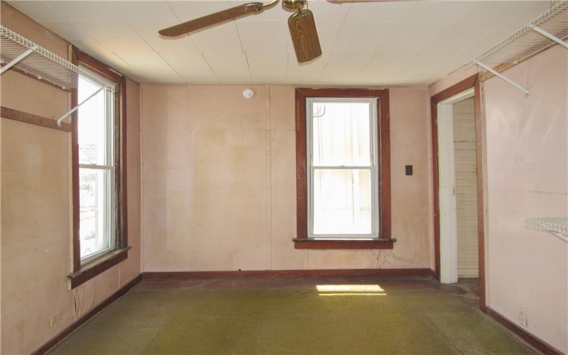 84 Main Street, Smithfield, 15478, 2 Bedrooms Bedrooms, 6 Rooms Rooms,1 BathroomBathrooms,Residential,For Sale,Main Street,1764021
