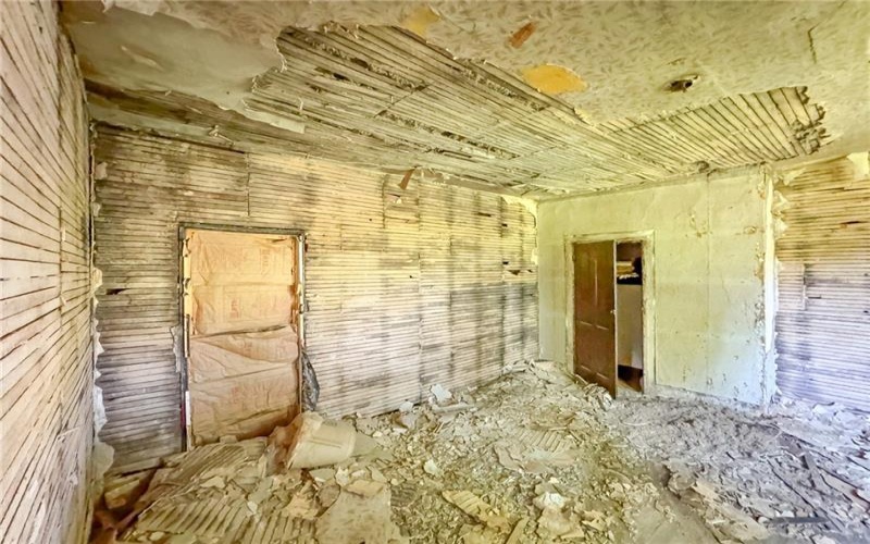 605 Maple St, Brownsville, 15417, 2 Bedrooms Bedrooms, ,1 BathroomBathrooms,Residential,For Sale,Maple St,1764078