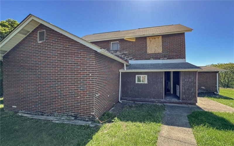 605 Maple St, Brownsville, 15417, 2 Bedrooms Bedrooms, ,1 BathroomBathrooms,Residential,For Sale,Maple St,1764078