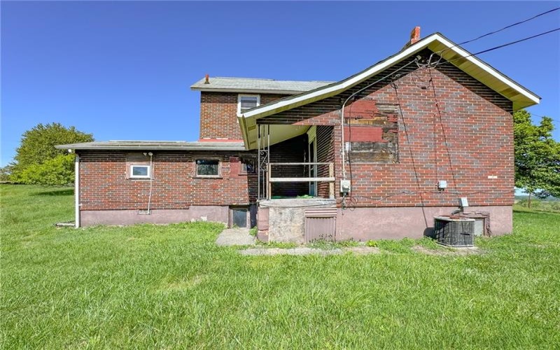 605 Maple St, Brownsville, 15417, 2 Bedrooms Bedrooms, ,1 BathroomBathrooms,Residential,For Sale,Maple St,1764078