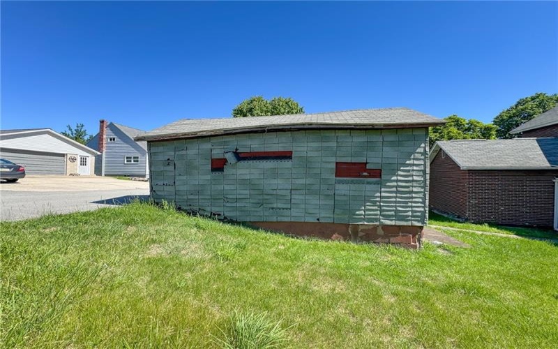605 Maple St, Brownsville, 15417, 2 Bedrooms Bedrooms, ,1 BathroomBathrooms,Residential,For Sale,Maple St,1764078