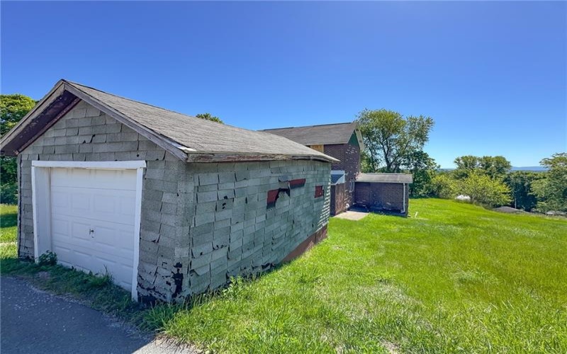 605 Maple St, Brownsville, 15417, 2 Bedrooms Bedrooms, ,1 BathroomBathrooms,Residential,For Sale,Maple St,1764078