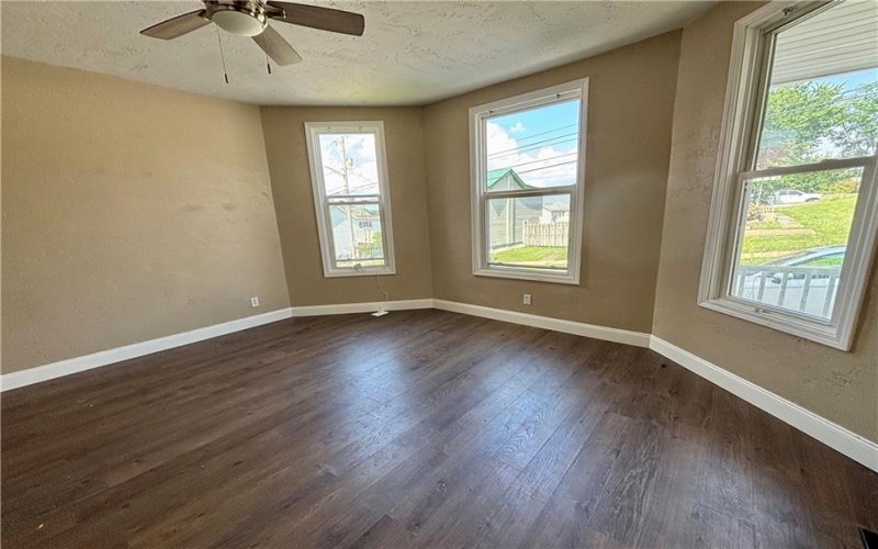 36 Spring Ave, Greensburg, 15601, 3 Bedrooms Bedrooms, ,1.1 BathroomsBathrooms,Residential,For Sale,Spring Ave,1764085