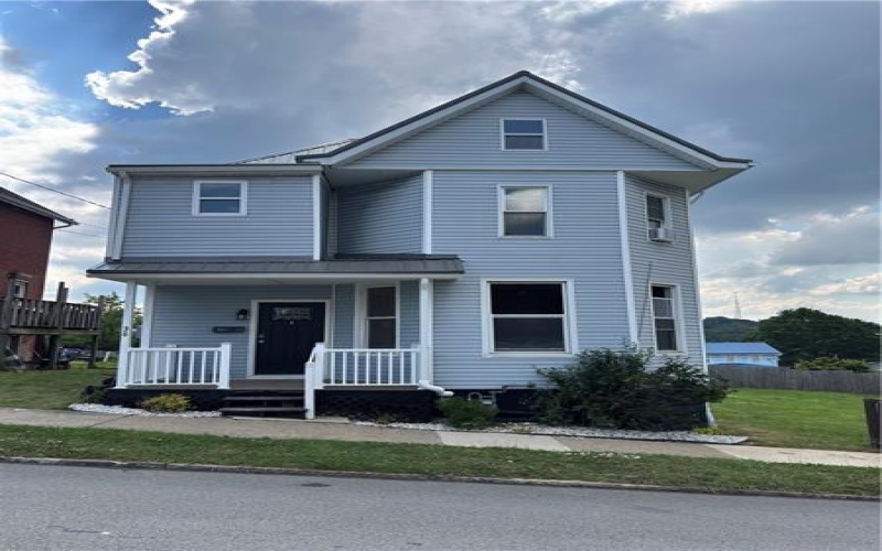 36 Spring Ave, Greensburg, 15601, 3 Bedrooms Bedrooms, ,1.1 BathroomsBathrooms,Residential,For Sale,Spring Ave,1764085