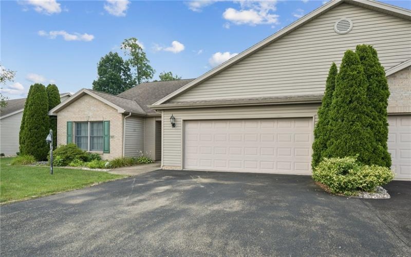 507 Kristi Drive, Greensburg, 15601, 3 Bedrooms Bedrooms, 7 Rooms Rooms,2 BathroomsBathrooms,Residential,For Sale,Kristi Drive,1764107