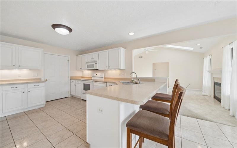 507 Kristi Drive, Greensburg, 15601, 3 Bedrooms Bedrooms, 7 Rooms Rooms,2 BathroomsBathrooms,Residential,For Sale,Kristi Drive,1764107