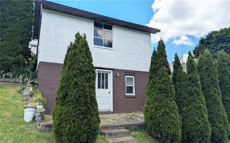 50 Zeller St, Greensburg, 15601, 2 Bedrooms Bedrooms, ,2 BathroomsBathrooms,Residential,For Sale,Zeller St,1764122