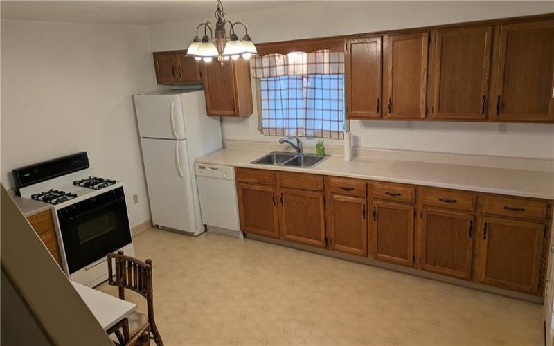 50 Zeller St, Greensburg, 15601, 2 Bedrooms Bedrooms, ,2 BathroomsBathrooms,Residential,For Sale,Zeller St,1764122