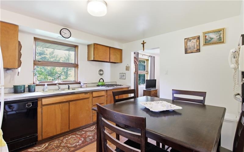 116 Hidden Valley Road, Canonsburg, 15317, 3 Bedrooms Bedrooms, 11 Rooms Rooms,1.2 BathroomsBathrooms,Residential,For Sale,Hidden Valley Road,1764132