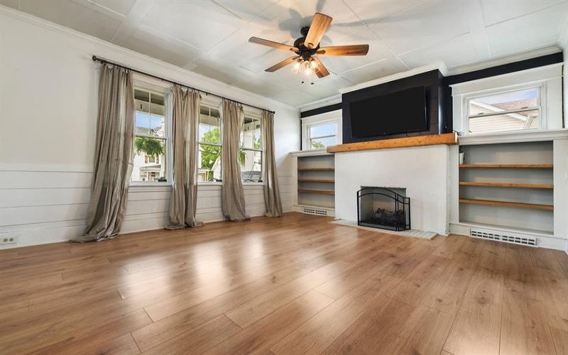 723 8th St, Irwin, 15642, 4 Bedrooms Bedrooms, 9 Rooms Rooms,2.1 BathroomsBathrooms,Residential,For Sale,8th St,1764153