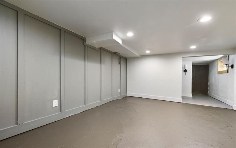 723 8th St, Irwin, 15642, 4 Bedrooms Bedrooms, 9 Rooms Rooms,2.1 BathroomsBathrooms,Residential,For Sale,8th St,1764153