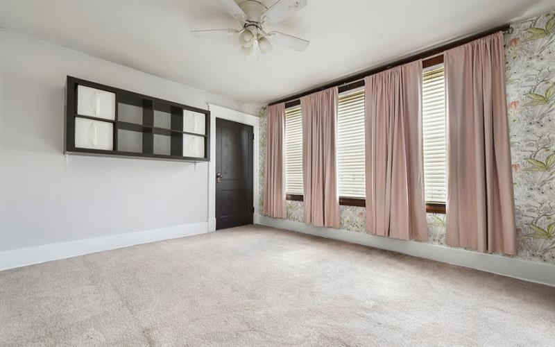 723 8th St, Irwin, 15642, 4 Bedrooms Bedrooms, 9 Rooms Rooms,2.1 BathroomsBathrooms,Residential,For Sale,8th St,1764153
