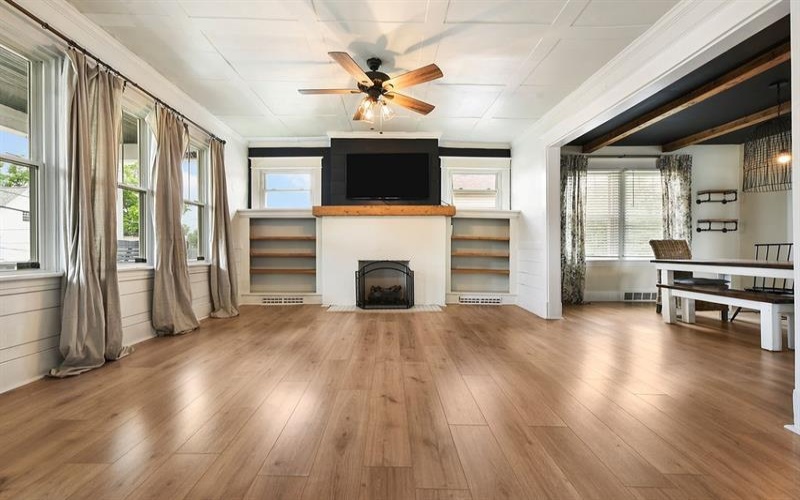 723 8th St, Irwin, 15642, 4 Bedrooms Bedrooms, 9 Rooms Rooms,2.1 BathroomsBathrooms,Residential,For Sale,8th St,1764153