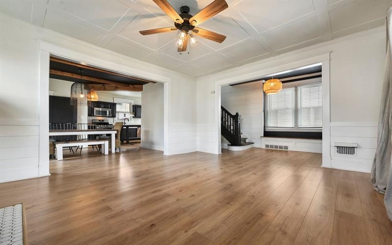 723 8th St, Irwin, 15642, 4 Bedrooms Bedrooms, 9 Rooms Rooms,2.1 BathroomsBathrooms,Residential,For Sale,8th St,1764153