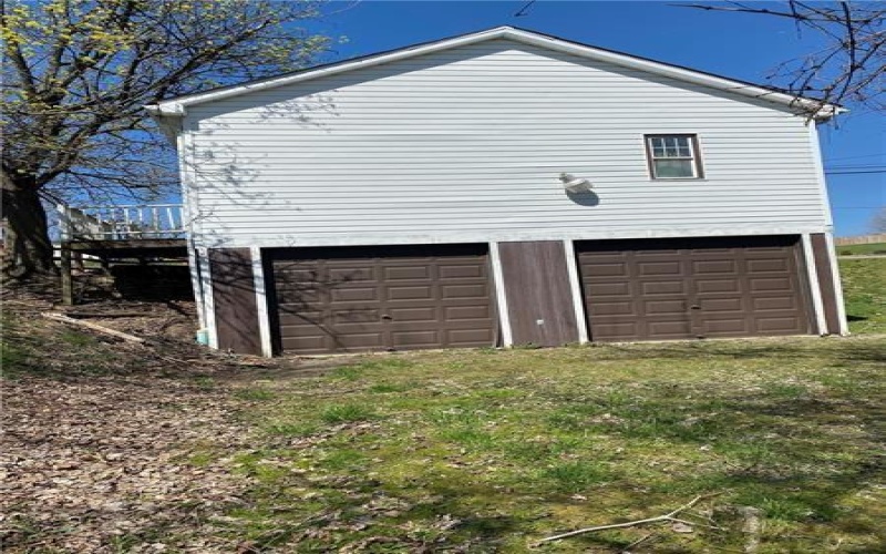 188 Steubenville Pike, Burgettstown, 15021, 4 Bedrooms Bedrooms, ,2 BathroomsBathrooms,Residential,For Sale,Steubenville Pike,1764157