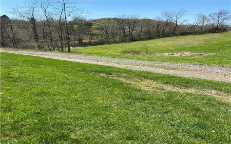 188 Steubenville Pike, Burgettstown, 15021, 4 Bedrooms Bedrooms, ,2 BathroomsBathrooms,Residential,For Sale,Steubenville Pike,1764157