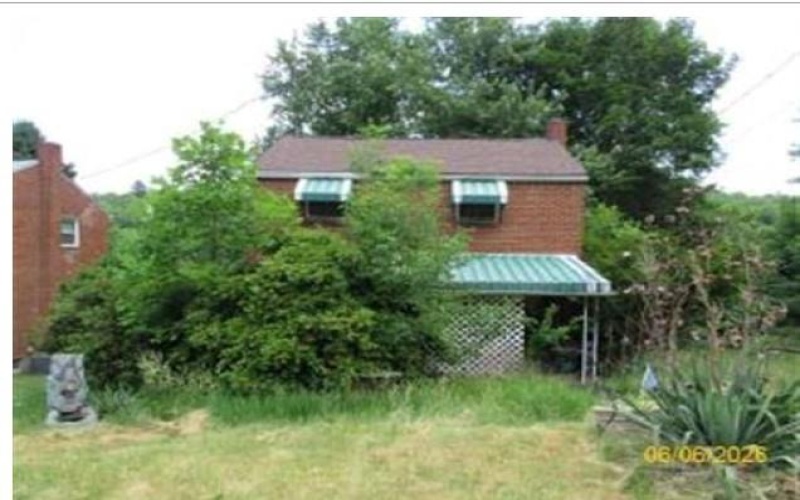 450 Cedar St, Jeannette, 15644, 2 Bedrooms Bedrooms, ,1 BathroomBathrooms,Residential,For Sale,Cedar St,1764193