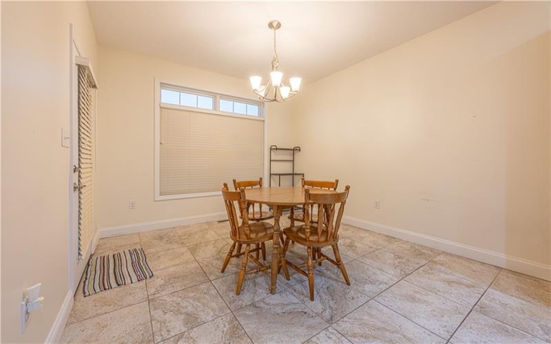 1102 Cross Creek Dr, Uniontown, 15401, 3 Bedrooms Bedrooms, ,2 BathroomsBathrooms,Residential,For Sale,Cross Creek Dr,1764216