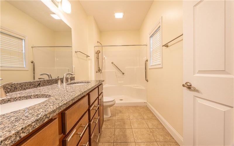 1102 Cross Creek Dr, Uniontown, 15401, 3 Bedrooms Bedrooms, ,2 BathroomsBathrooms,Residential,For Sale,Cross Creek Dr,1764216