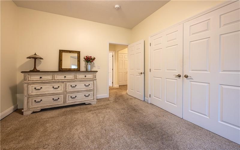 1102 Cross Creek Dr, Uniontown, 15401, 3 Bedrooms Bedrooms, ,2 BathroomsBathrooms,Residential,For Sale,Cross Creek Dr,1764216