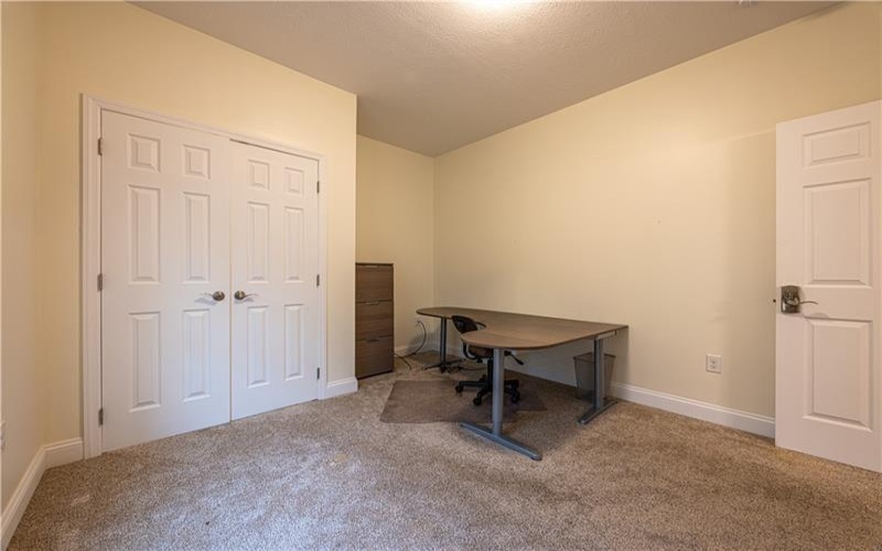 1102 Cross Creek Dr, Uniontown, 15401, 3 Bedrooms Bedrooms, ,2 BathroomsBathrooms,Residential,For Sale,Cross Creek Dr,1764216