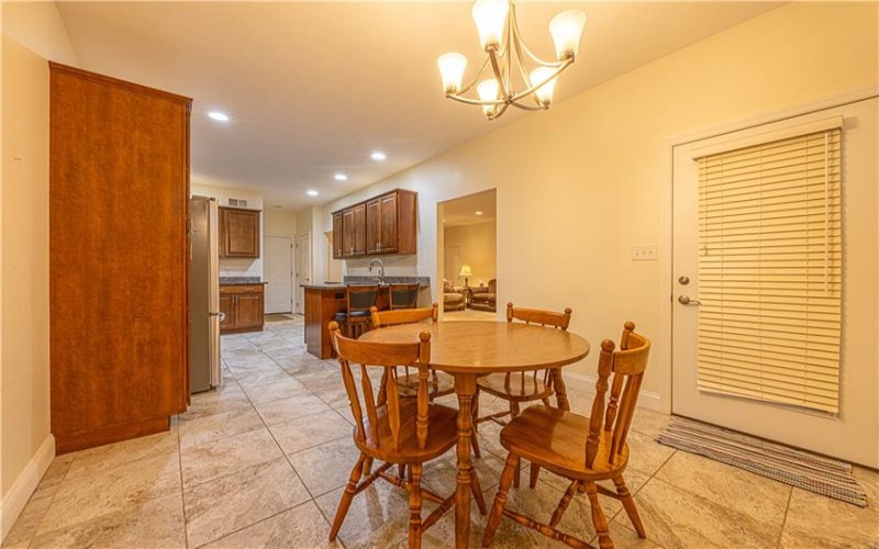 1102 Cross Creek Dr, Uniontown, 15401, 3 Bedrooms Bedrooms, ,2 BathroomsBathrooms,Residential,For Sale,Cross Creek Dr,1764216