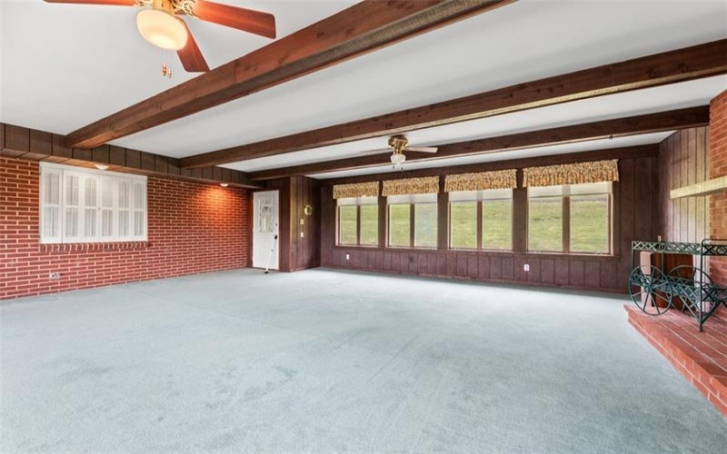 1317 Clifton Road, Washington, 15301, 3 Bedrooms Bedrooms, 10 Rooms Rooms,2 BathroomsBathrooms,Residential,For Sale,Clifton Road,1764236