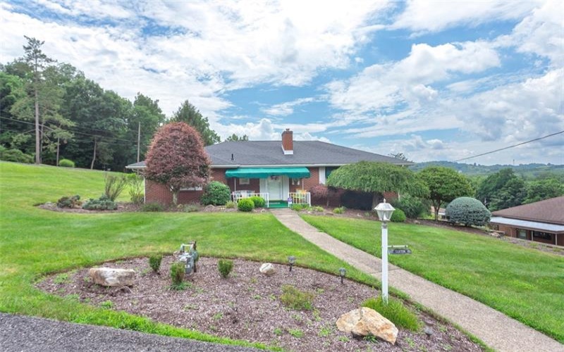 1317 Clifton Road, Washington, 15301, 3 Bedrooms Bedrooms, 10 Rooms Rooms,2 BathroomsBathrooms,Residential,For Sale,Clifton Road,1764236