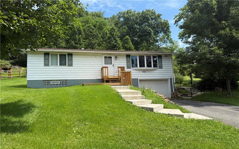 1563 Route 30, Ligonier, 15658, 2 Bedrooms Bedrooms, ,2 BathroomsBathrooms,Residential,For Sale,Route 30,1764277