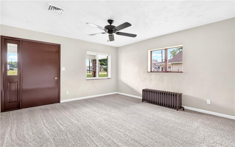403 PERRY AVENUE, Belle Vernon, 15012, 3 Bedrooms Bedrooms, 9 Rooms Rooms,1 BathroomBathrooms,Residential,For Sale,PERRY AVENUE,1764280