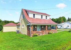 403 PERRY AVENUE, Belle Vernon, 15012, 3 Bedrooms Bedrooms, 9 Rooms Rooms,1 BathroomBathrooms,Residential,For Sale,PERRY AVENUE,1764280