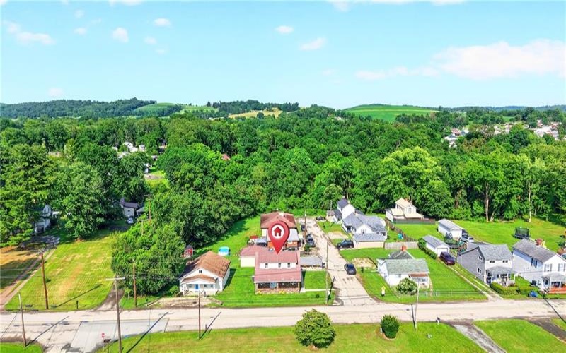 403 PERRY AVENUE, Belle Vernon, 15012, 3 Bedrooms Bedrooms, 9 Rooms Rooms,1 BathroomBathrooms,Residential,For Sale,PERRY AVENUE,1764280