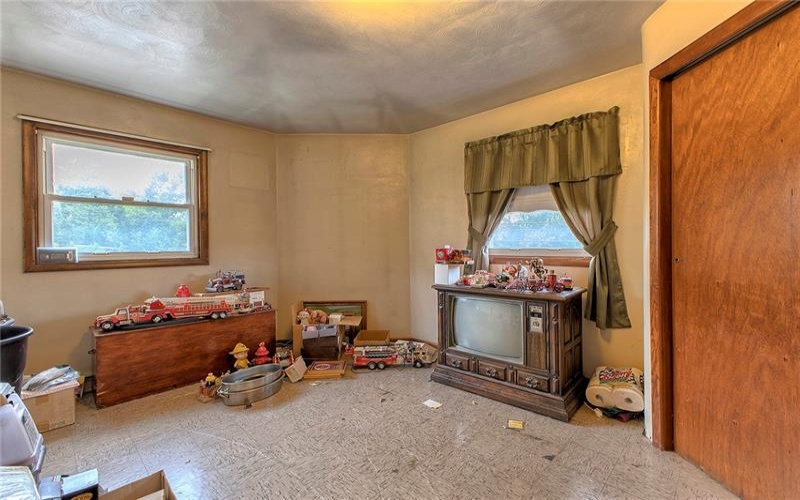 888 Bovard Luxor Road, Greensburg, 15601, 3 Bedrooms Bedrooms, ,1 BathroomBathrooms,Residential,For Sale,Bovard Luxor Road,1764301