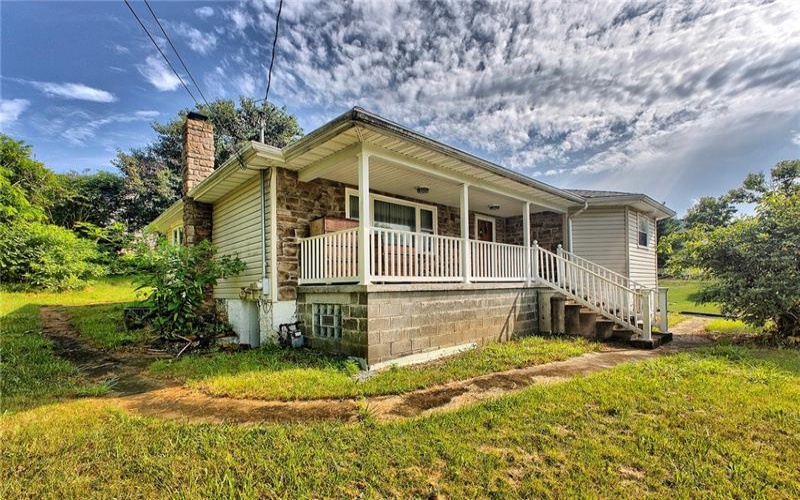 888 Bovard Luxor Road, Greensburg, 15601, 3 Bedrooms Bedrooms, ,1 BathroomBathrooms,Residential,For Sale,Bovard Luxor Road,1764301