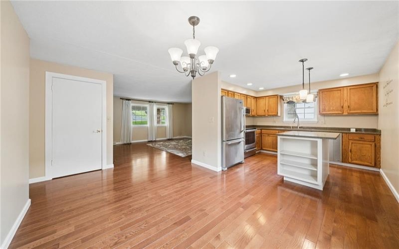 221 David Drive, Delmont, 15626, 3 Bedrooms Bedrooms, 9 Rooms Rooms,2.1 BathroomsBathrooms,Residential,For Sale,David Drive,1764302